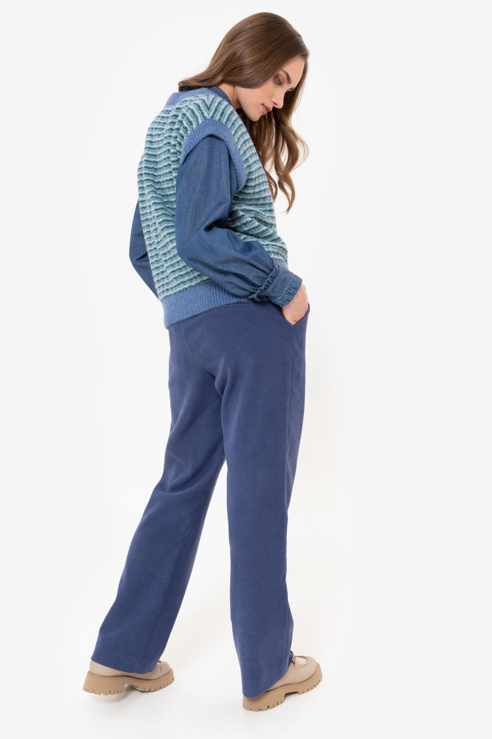 Pantalon femme en velours bleu, jambes amples