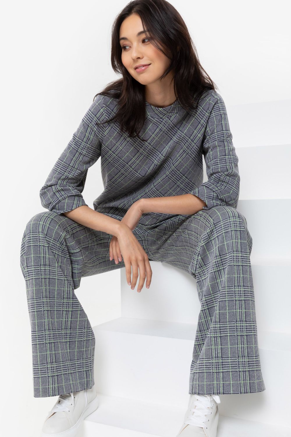 Pantalon à carreaux bleu-vert et gris, coupe ample