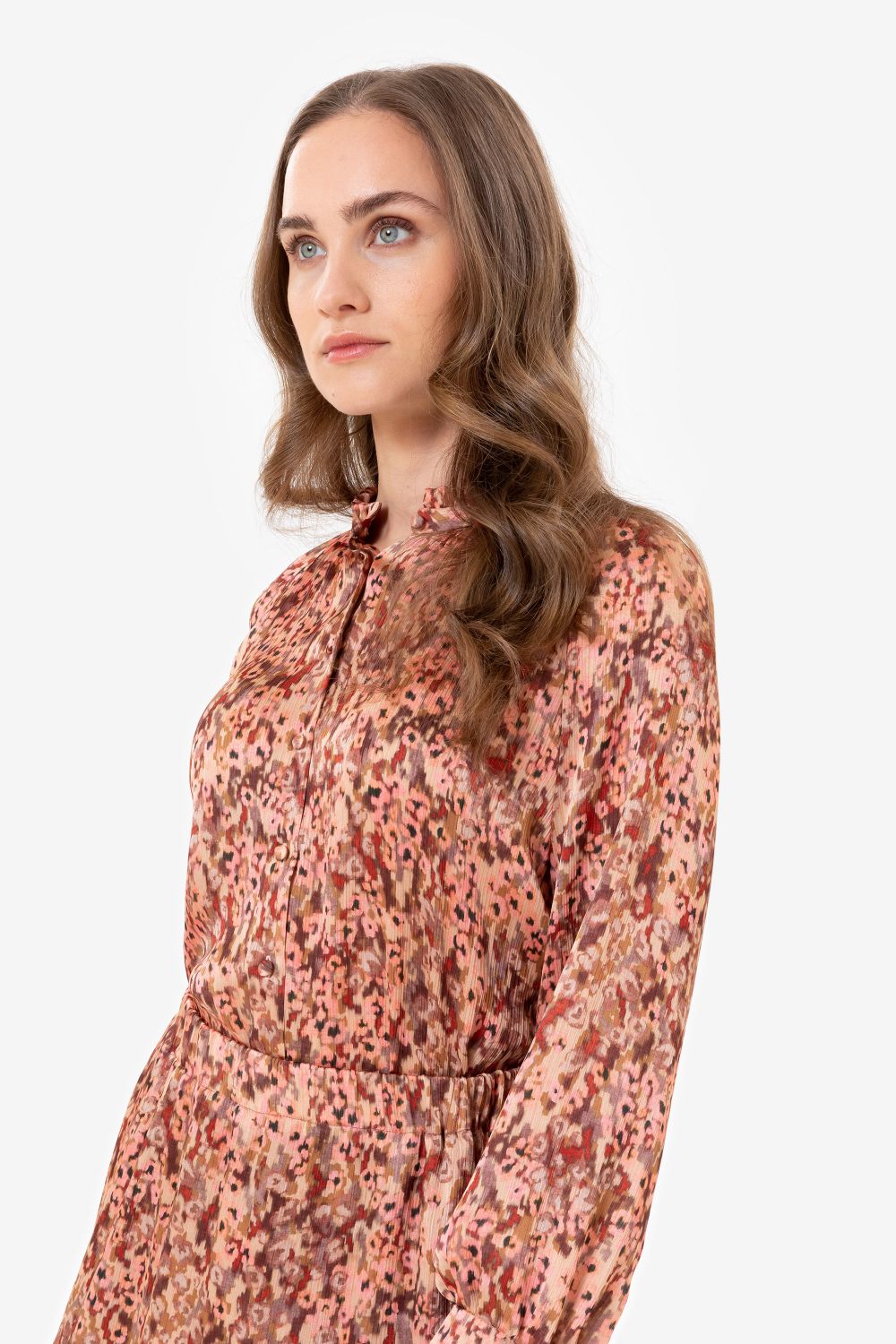 Blouse beige-marron, à imprimé floral rose