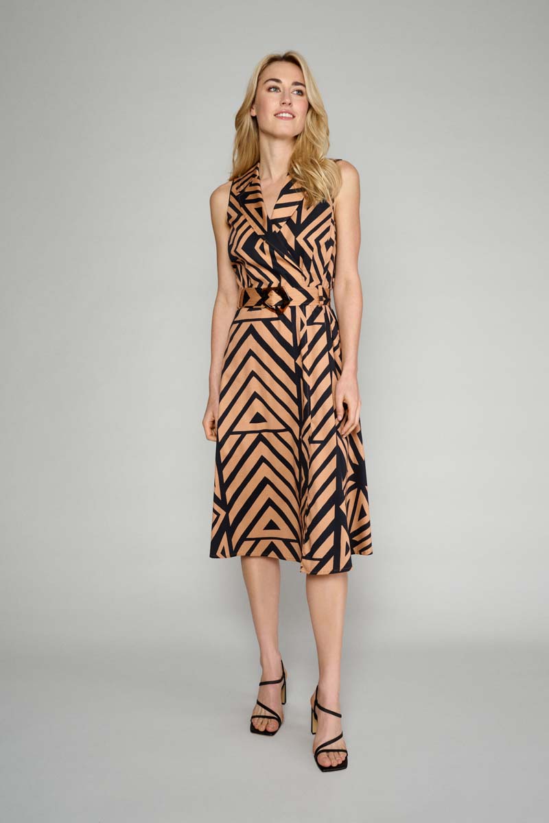 Elegante Mouwloze Jurk In Bicolor Print  - Zwart