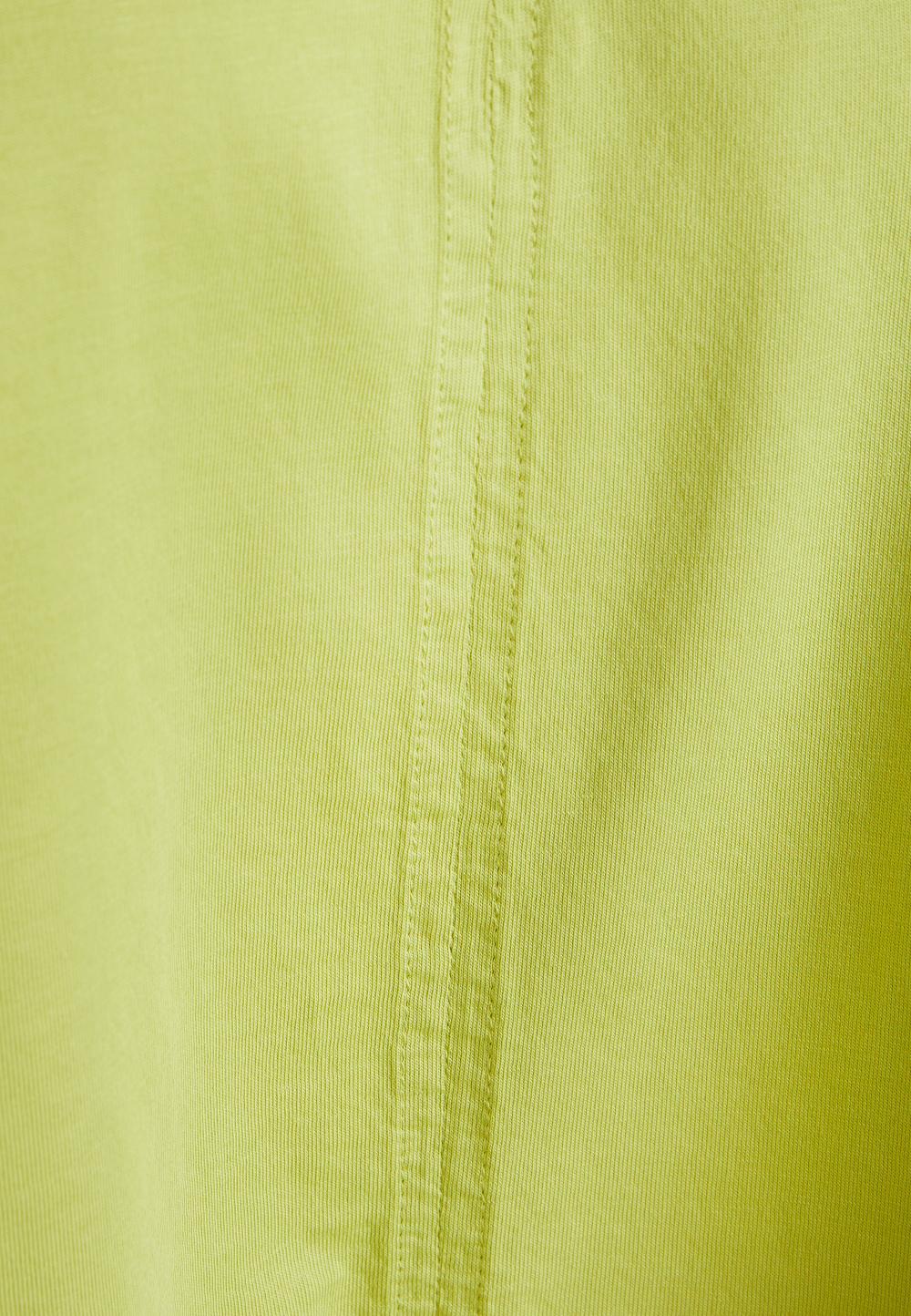 Loose V-neck T-shirt in Green
