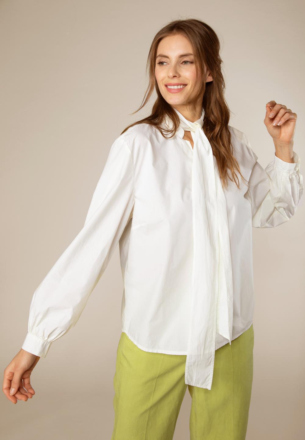 Loose shawl collar shirt in White