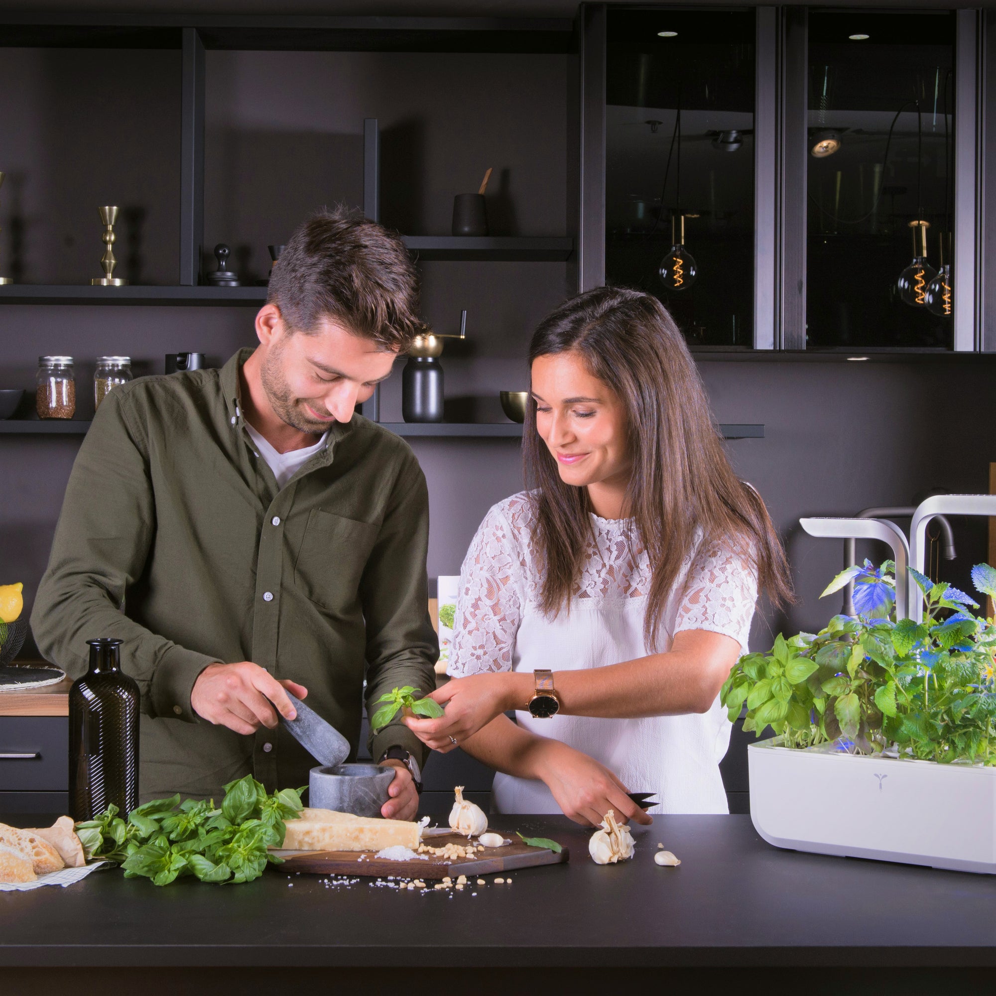 Véritable® SMART Indoor Garden